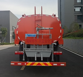 程力威牌CLW5160GSS6RJ型洒水车