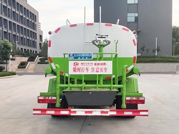 程力威牌CLW5120GSSH6型洒水车