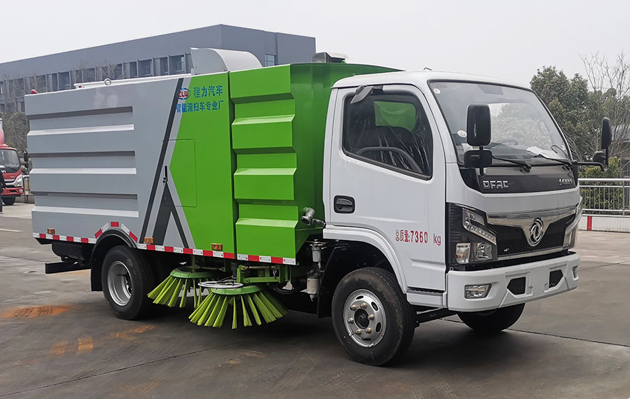 程力牌CL5070TXC6QZ型吸尘车