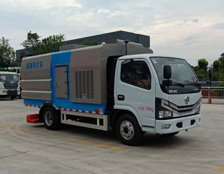 程力牌CL5070TXC6GX型吸尘车