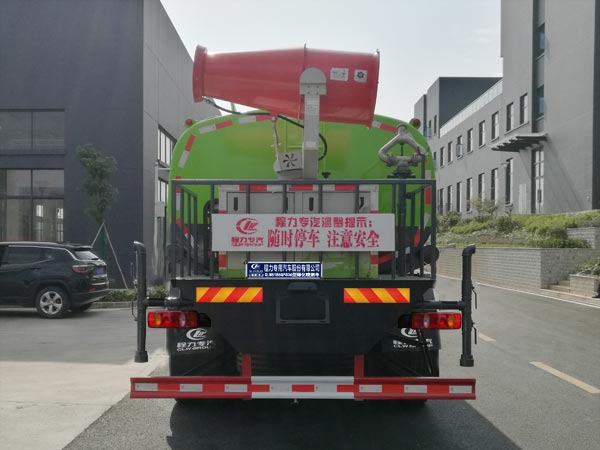 程力威牌CLW5185GPSD6型绿化喷洒车