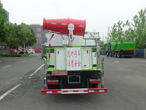程力重工牌CLH5070TDYD6型多功能抑尘车