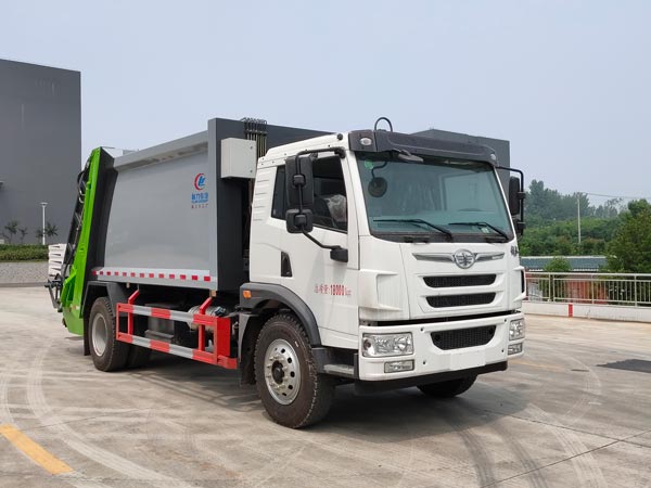 程力威牌CLW5181ZYSC6型压缩式垃圾车