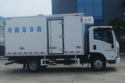 程力威牌CLW5040XLCQ6型冷藏车